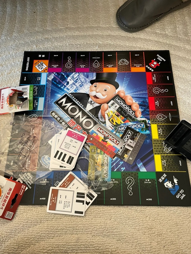 Hasbro Monopoly Classic Real S - đánh giá và giá Hasbro Game Monopoly
